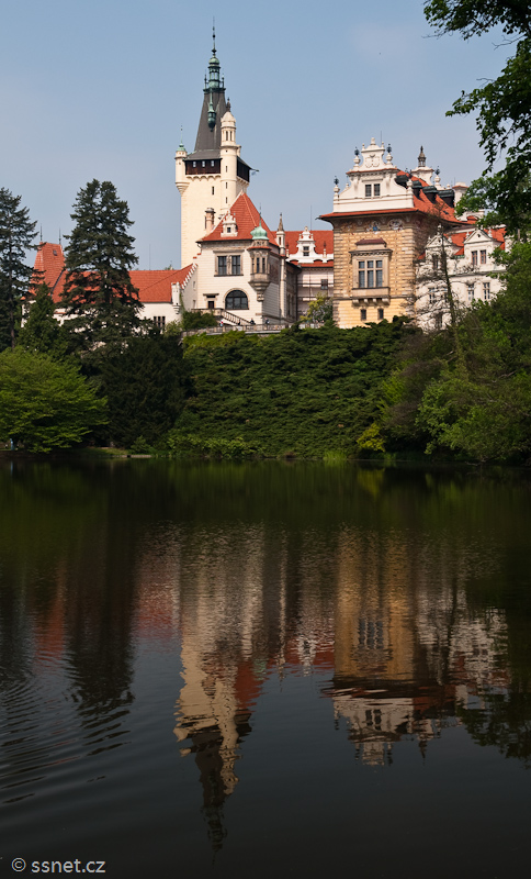 Pruhonice Small Castle and Beautiful Park