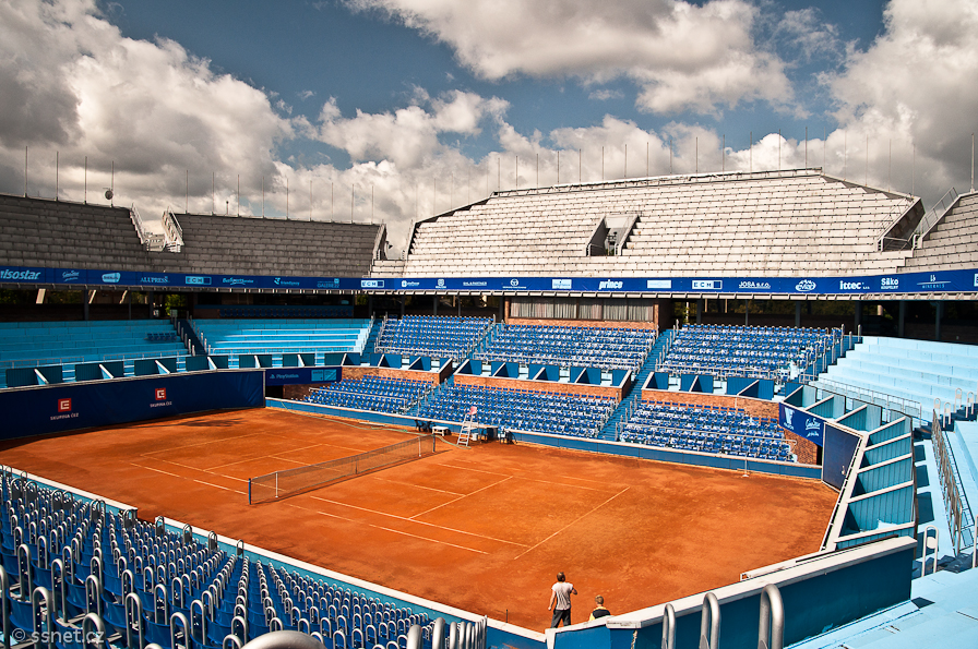 Central tennis court in Prague